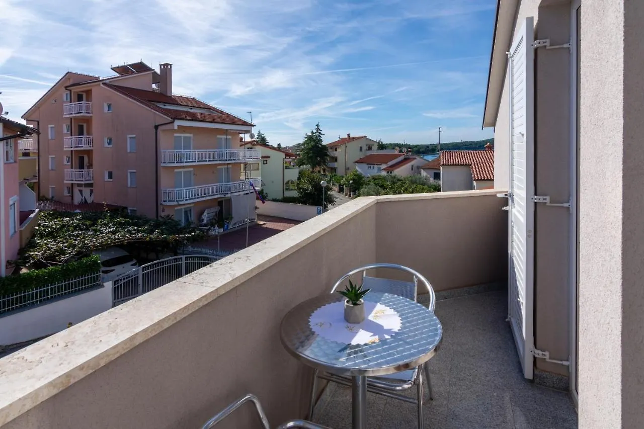 Apartments With A Parking Space Medulin - 2274